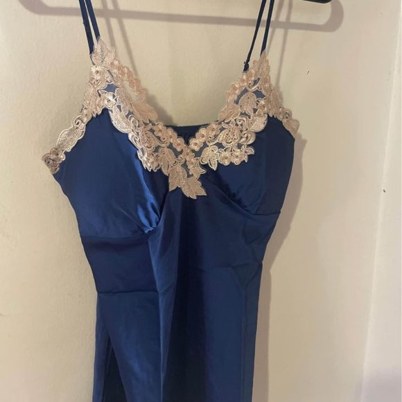 Vintage 4 piece night set :) - Picture 2 of 4